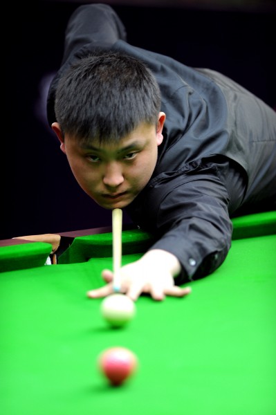 他迅速进入 他迅速进入